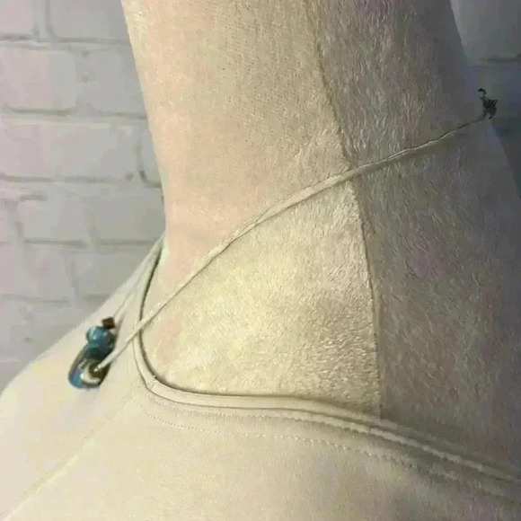 Blue Beaded String Necklace - Picture 6 of 8